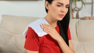 Heat therapy for joint pain management